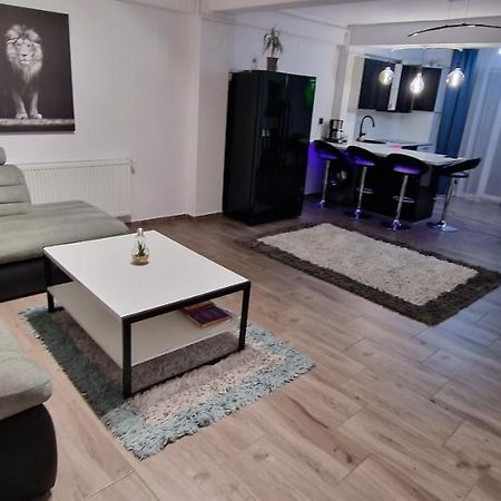 D3 Asp - Vivo Mall Floreşti Exteriör bild