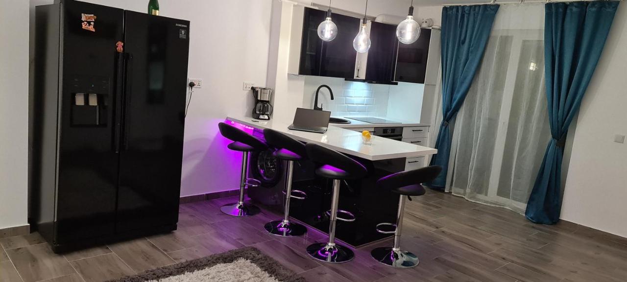 D3 Asp - Vivo Mall Floreşti Exteriör bild